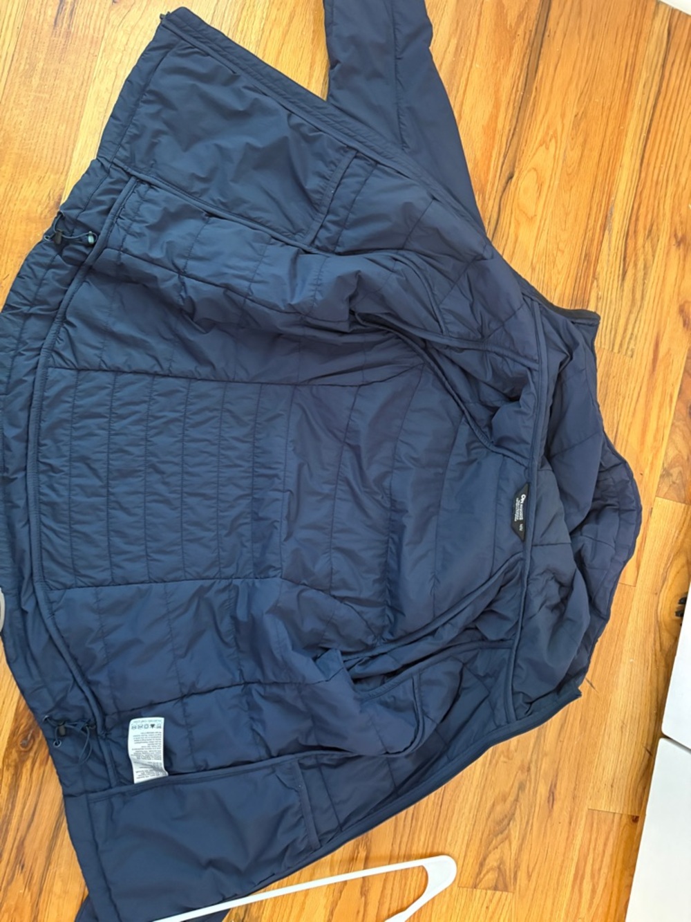 Outdoor Research Women’s Shadow Insulated Hooded Jacket - Picture 9 of 9